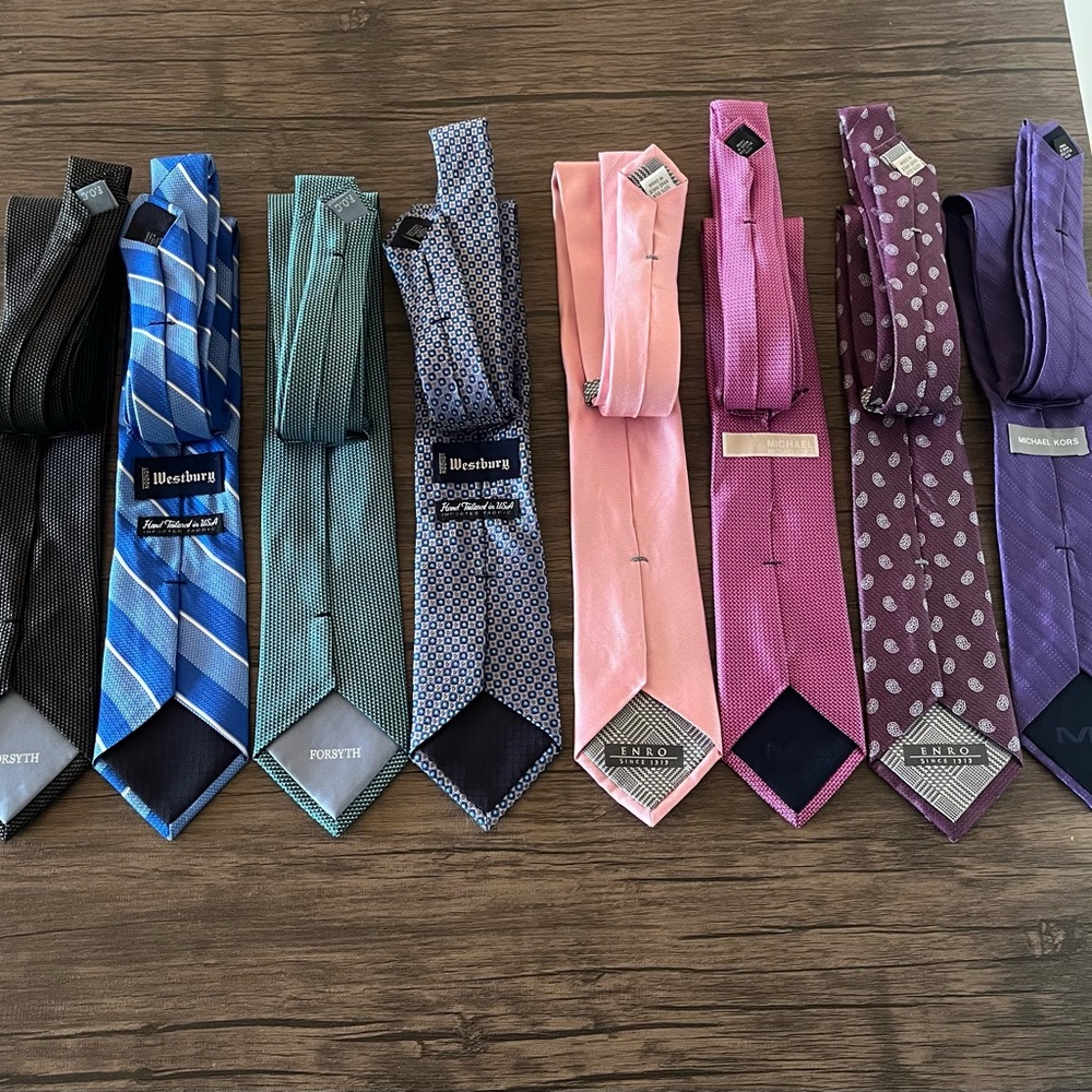Bundle of ties - Picture 2 of 2